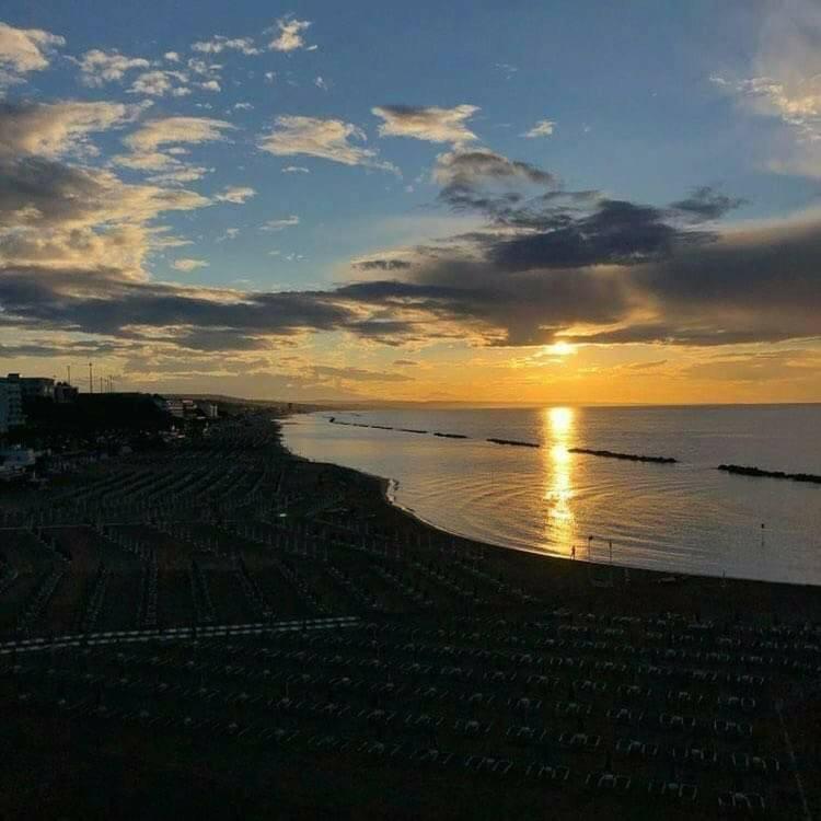 Апартаменти La Perla Dell'Adriatico Термолі Екстер'єр фото